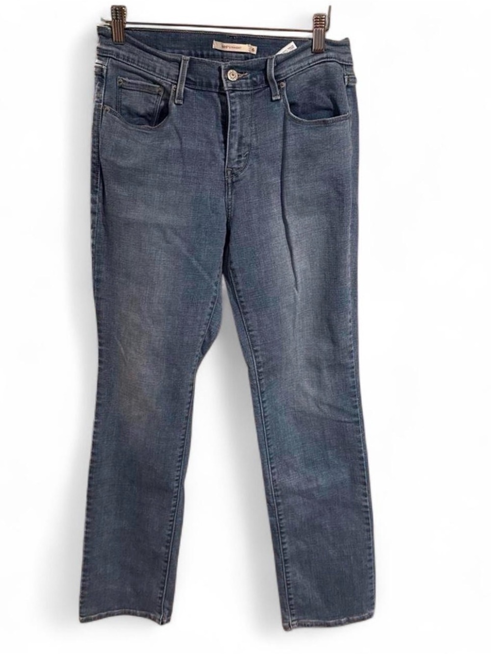 Levi's Straight Leg Jeans in Faded Blue Wash